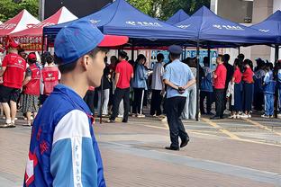 ?队记：湖人在谈判中感觉到了“湖人税” 要价比别队更高